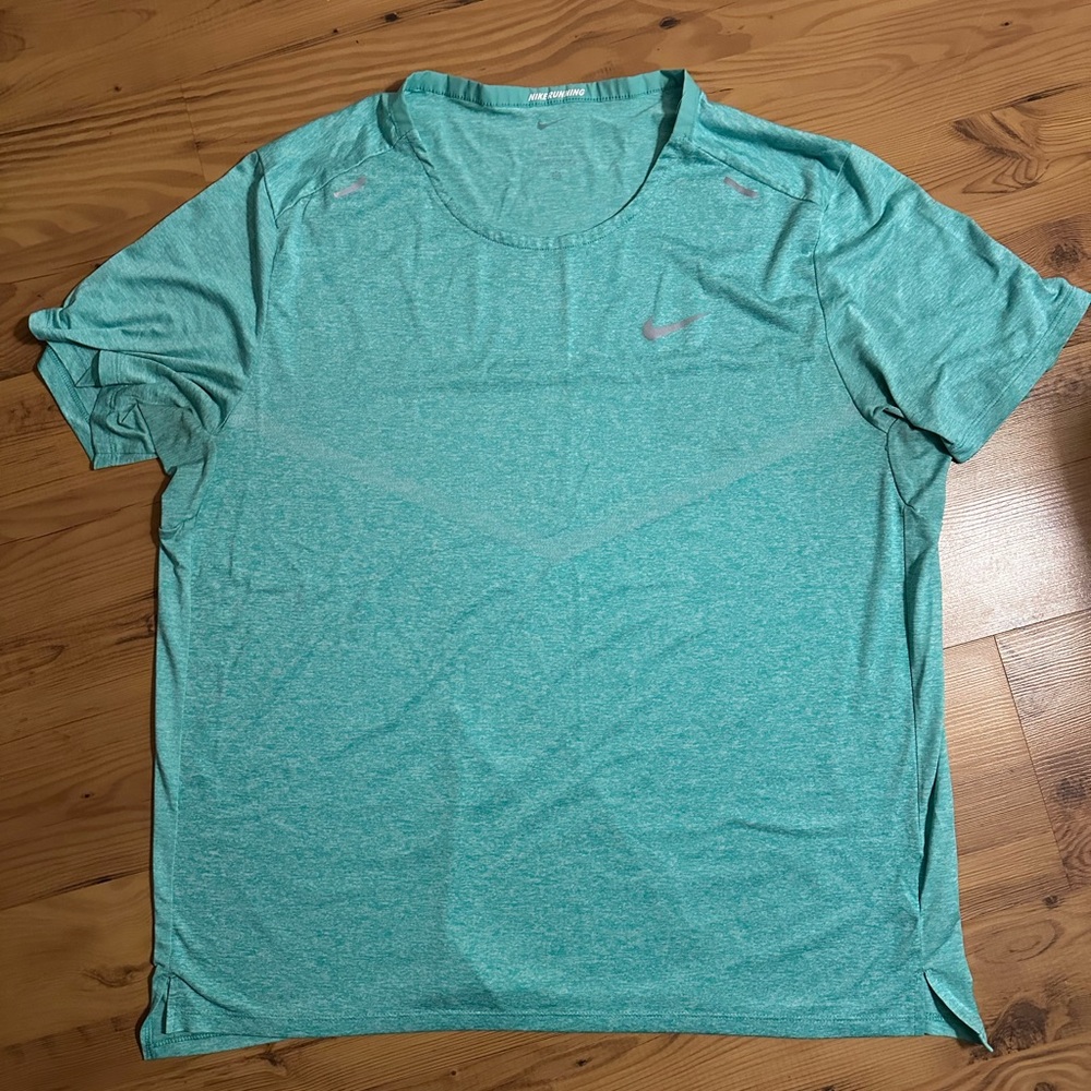 Mint Green Men's XL Nike Running Rise 365 Shirt